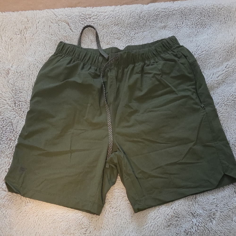 Green Fabletics Shorts